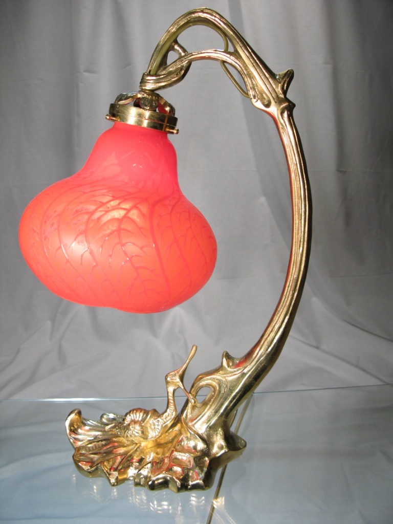 Lampe Tip Gallé et Majorelle modele Escargot 