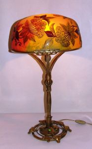 Lampe Ombelle Tip Gallé pied en bronze 