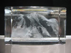 Cube en cristal grave au laser 3D HD Mont - Blanc