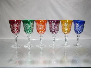 Verre à vin rouge couleur taille Cristal de Bohème Dépaireillé