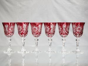 Verres à vin rouge taille Diamant forme ouverte pied calice Cristal de Bohème 