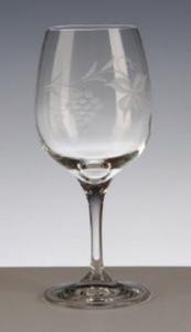  2 Verres à vin cristal taillés grappe de raisin
