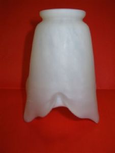 Tulipe en Pâte de verre forme pointe courte ou longue 