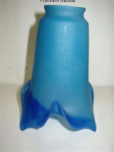 Tulipe en Pâte de verre forme pointe courte ou longue 