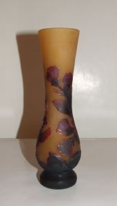 Vase Tip Gallé "fleurs rouges"