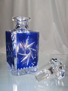 Carafe à whisky Bleu Cobalt en Cristal de Bohème taille diamant