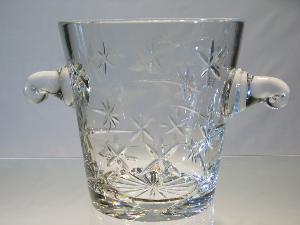 Seau à Glaçon ou petite bouteille champagne Cristal de Bohème taillé 