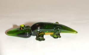 Crocodile en cristal couleur vert