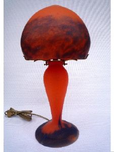 Lampe ronde orange foncé tip Muller