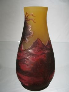 Vase soliflore Tip Gallé décor paysage Lorraine Rouge