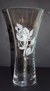 Vase long simple en cristal 