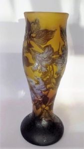 Vase Tip Gallé " Fleurs bleu " 