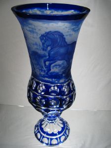 Vase "chevaux" en Cristal de Bohème