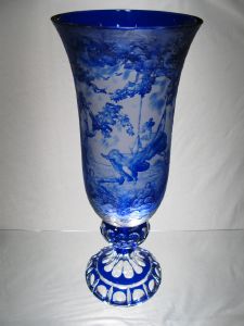 Vase "Femme à la balancoire" en Cristal de Bohème