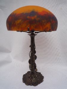 Lampe de chevet capucine 