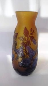 Vase Tip Gallé " Fleurs violettes " 
