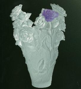 Vase Magnum Rose Passion Daum 58 cm Blanc et rose parme