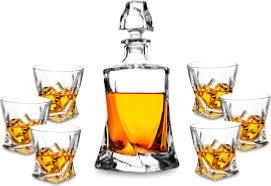 Service en Cristal de Bohème à Whisky Quadra (carafe + 6 verres) , utilisé dans la série LUCIFER