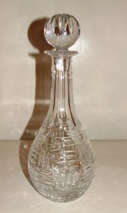 carafe longue en Cristal de Bohème  