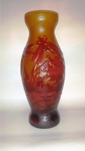 Vase Tip Gallé " Libellules et iris rouge pourpre " 