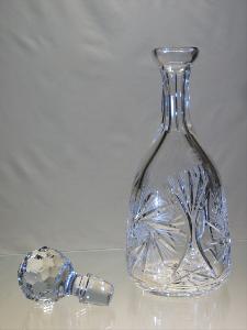 Carafe à Vin en Cristal de Bohème Taille Diamant  75 cl 