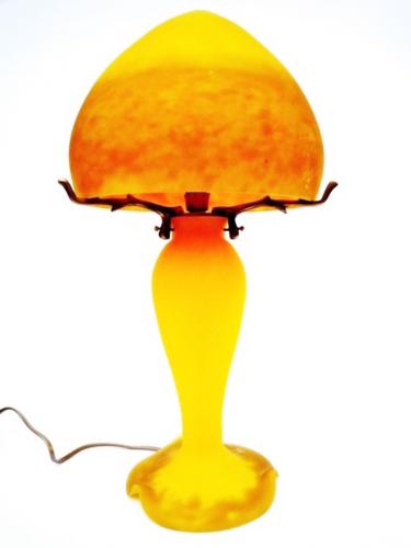 Lampe ronde miel tip Muller