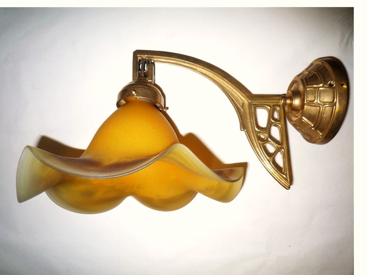 Applique Feston pate de verre miel tip muller