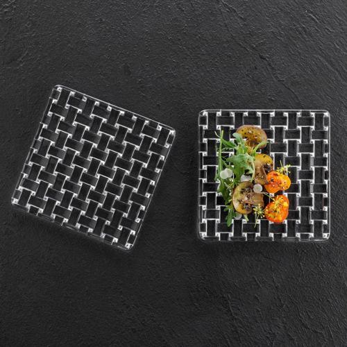 Assiettes carrés hors d' oeuvre en cristal +24% plomb collection Bossa Nova