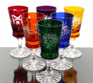 Verres à digestif en Cristal de Bohème en couleurs