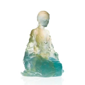 Sculpture "Athéna" en pâte de verre de la prestigieuse cristallerie Daum, réalisée en collaboration avec l'artiste Marie-Paule Deville-Chabrolle.
