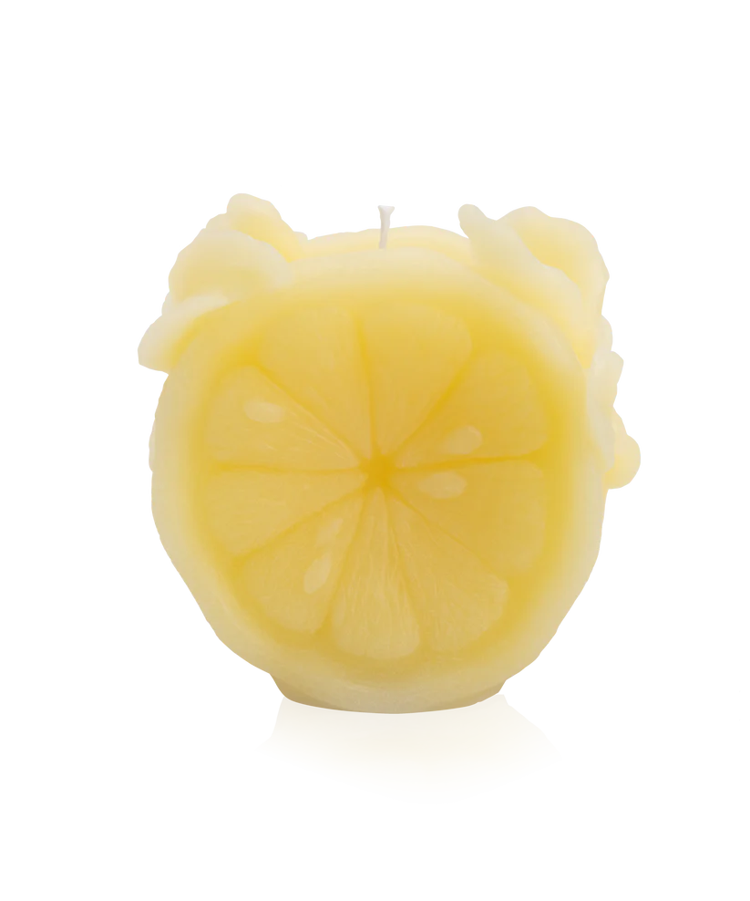 Bougie en pâte de verre de la prestigieuse cristallerie Daum, collection Citrus. Couleur jaune.