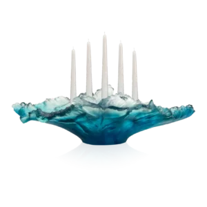 Candélabre en pâte de verre de la prestigieuse cristallerie Daum, collection Maya. Grand modèle.