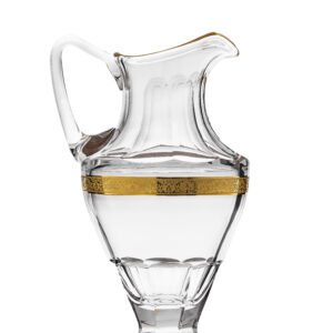 Carafe à eau en authentique cristal de bohême, orné d'un bandeau en or 24 carats. Collection Copenhagen de la cristallerie Moser.