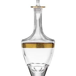 Carafe à décanter pour le vin en authentique cristal de bohême, ornée d'un bandeau en or 24 carats. Collection Copenhagen de la cristallerie Moser.