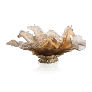 Centre de table en pâte de verre de la prestigieuse cristallerie Daum, collection Cavalcade. Couleur brun glacé.