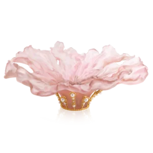 Centre de Table en pâte de verre de la prestigieuse cristallerie Daum, collection Poétique by Tamara Ralph. Couleur rose.