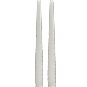 Coffret de 2 bougies sculptées en pâte de verre de la prestigieuse cristallerie Daum, collection Maya. Couleur blanche.