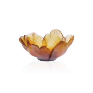 Coupelle en pâte de verre de la prestigieuse cristallerie Daum, collection Tulipe. Couleur ambre.