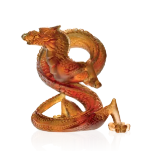 Sculpture "Dragon Huit" en pâte de verre de la prestigieuse cristallerie Daum. Couleur ambre foncé.