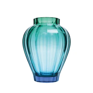 Vase Lirio 33cm en authentique cristal de bohême taillé main. Création de Moser, la plus prestigieuse & réputée cristallerie de Bohême.