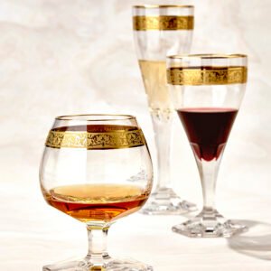 Verre à brandy & cognac en authentique cristal de bohême, orné d'un bandeau en or 24 carats. Collection Copenhagen de la cristallerie Moser.