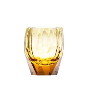 Verre à whisky 220ml couleur topaz en authentique cristal de bohême taillé main. Collection Cubisme de Moser, la plus prestigieuse & réputée cristallerie de Bohême.